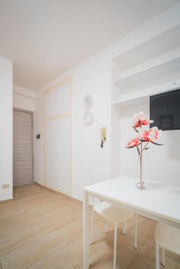 Suite "Castello" Del Garda - Apt Per Coppie Garda Дезенцано-дель-Гарда Экстерьер фото